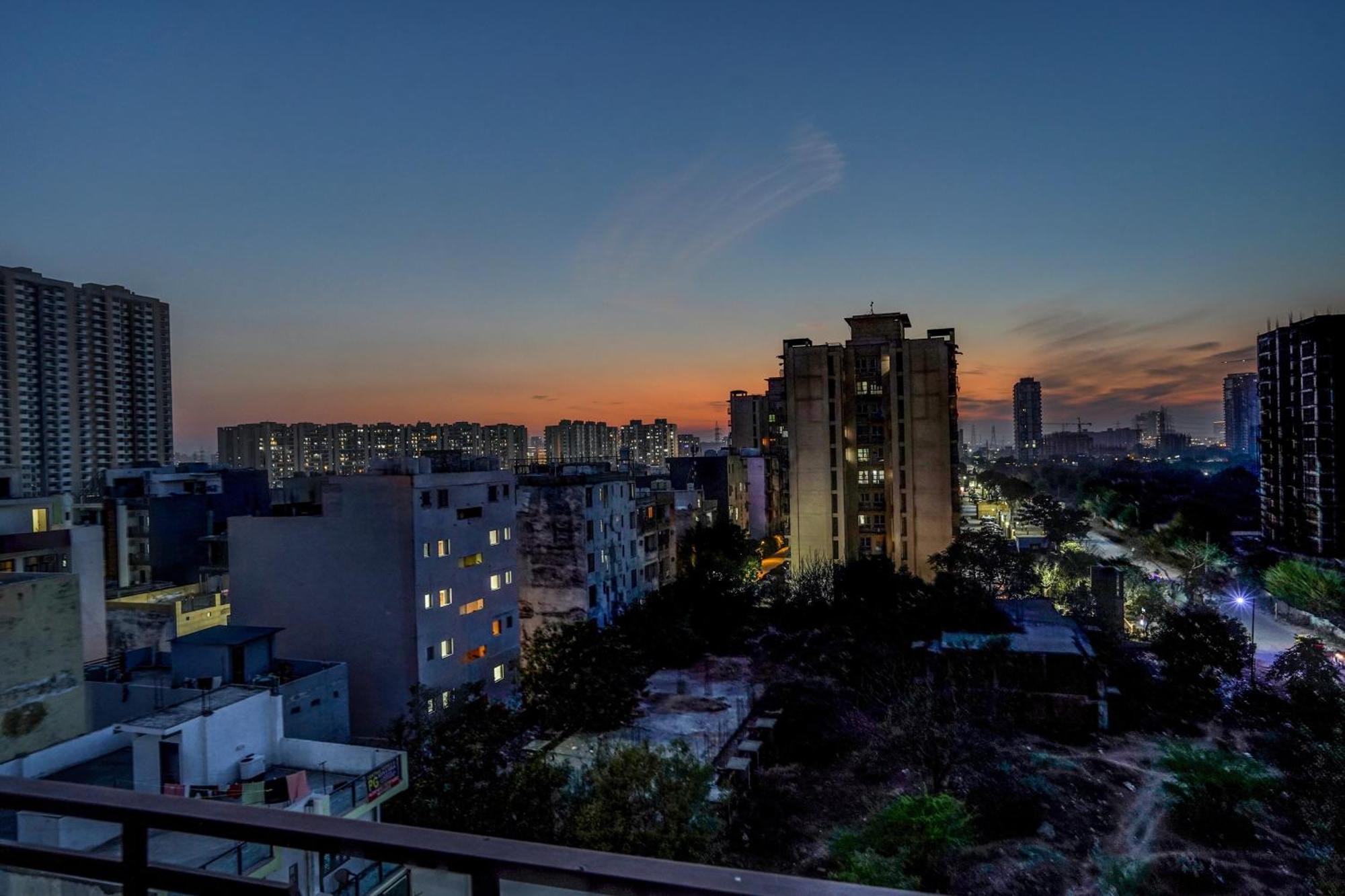Отель Townhouse Cloud Bay Гургаон Экстерьер фото